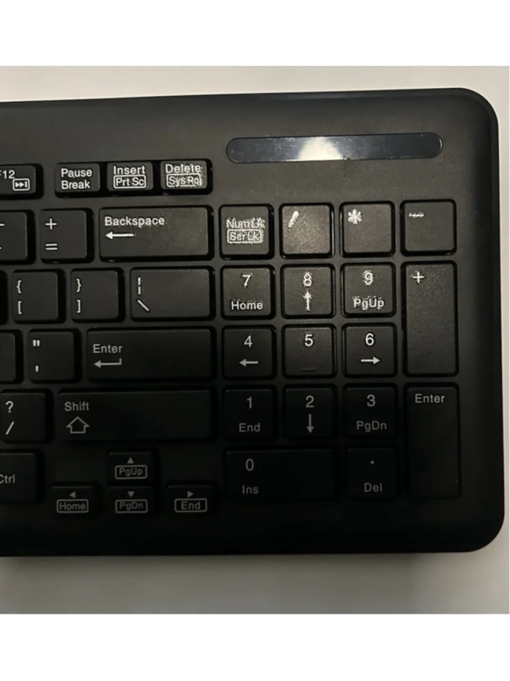 Acer Thin Wireless Keyboard Used Black with Side Number Pad Model C-12079